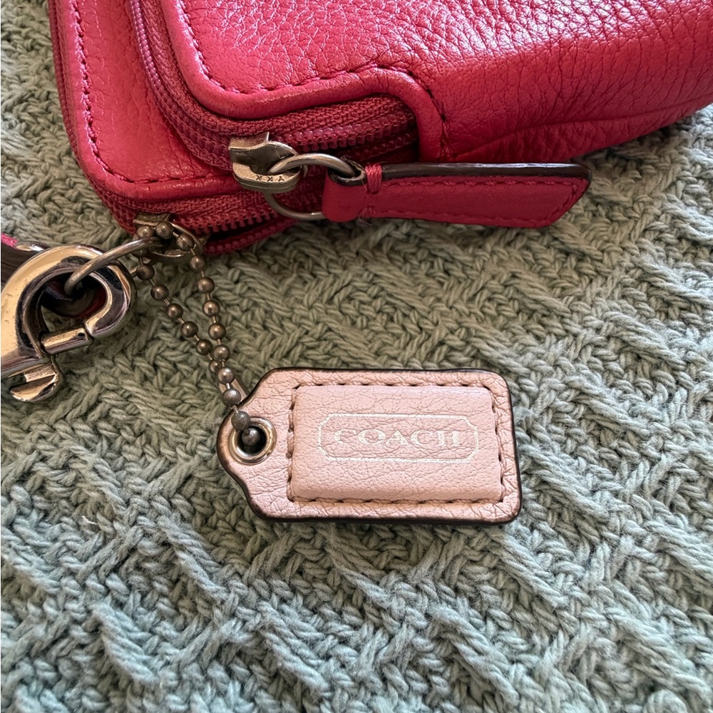 Coach pink leather wristlet double zip wallet - Picture 4 of 12